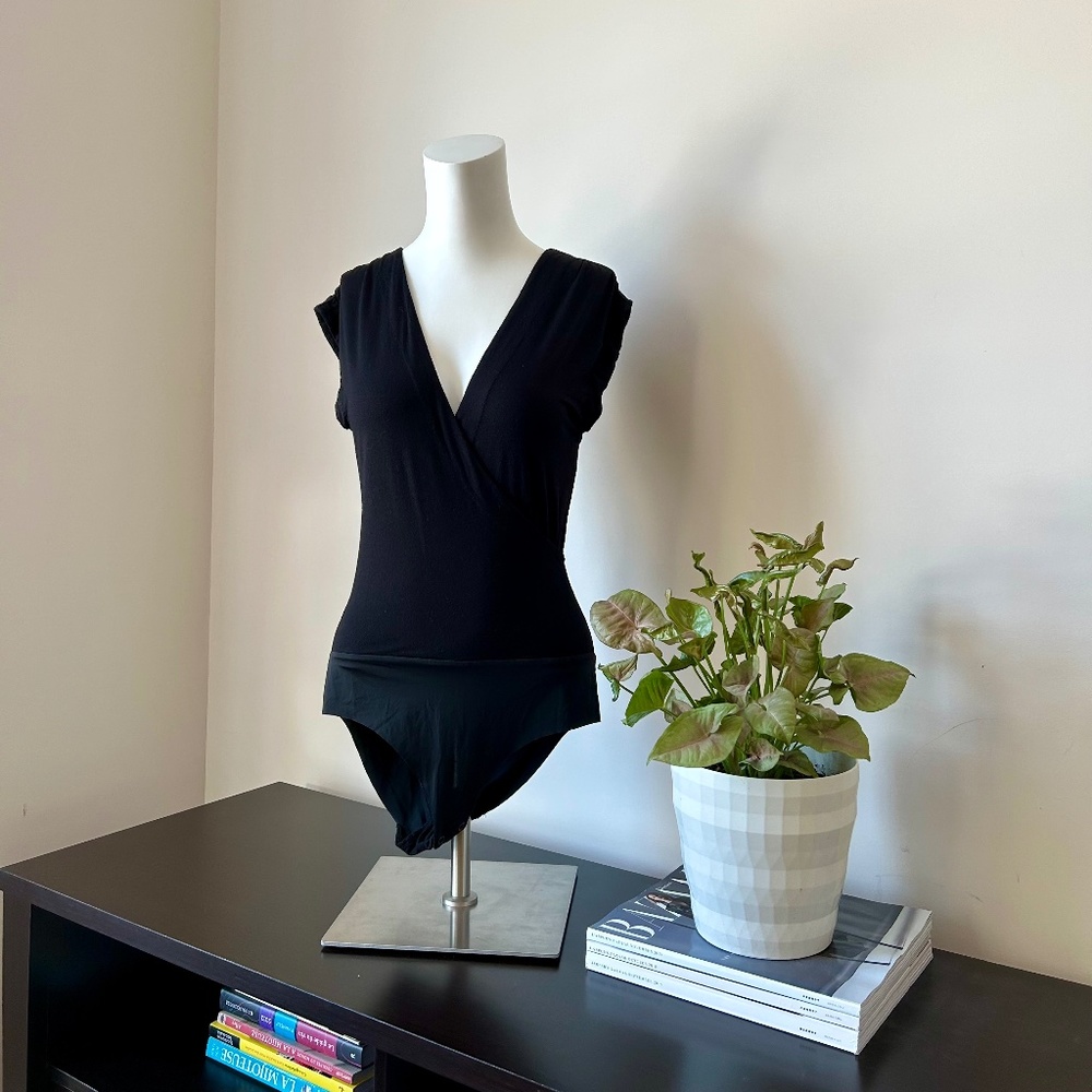 Contemporaine ⎮ Black bodysuit